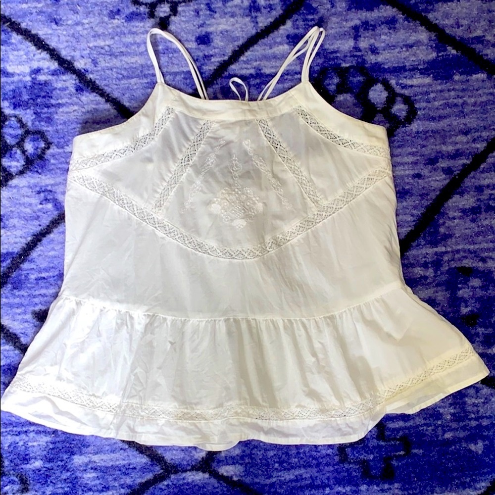 White boho crop Top with embroidery detail